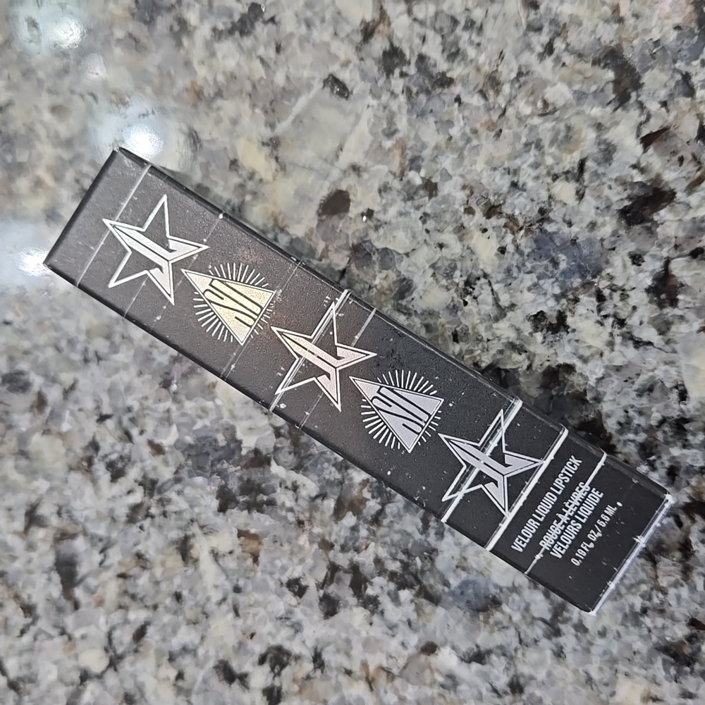 Jeffree Star Velour Liquid Lipstick Oh My God NEW IN BOX - Picture 4 of 6